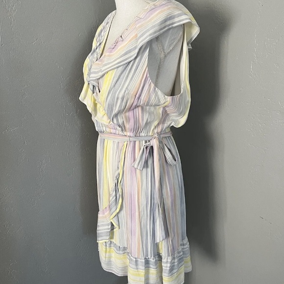 COPY - NEW Women's LC Lauren Conrad Ruffle Wrap Dress - Picture 9 of 9